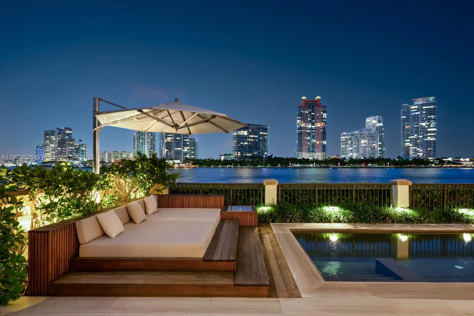 6800 Fisher Island Dr, #6811