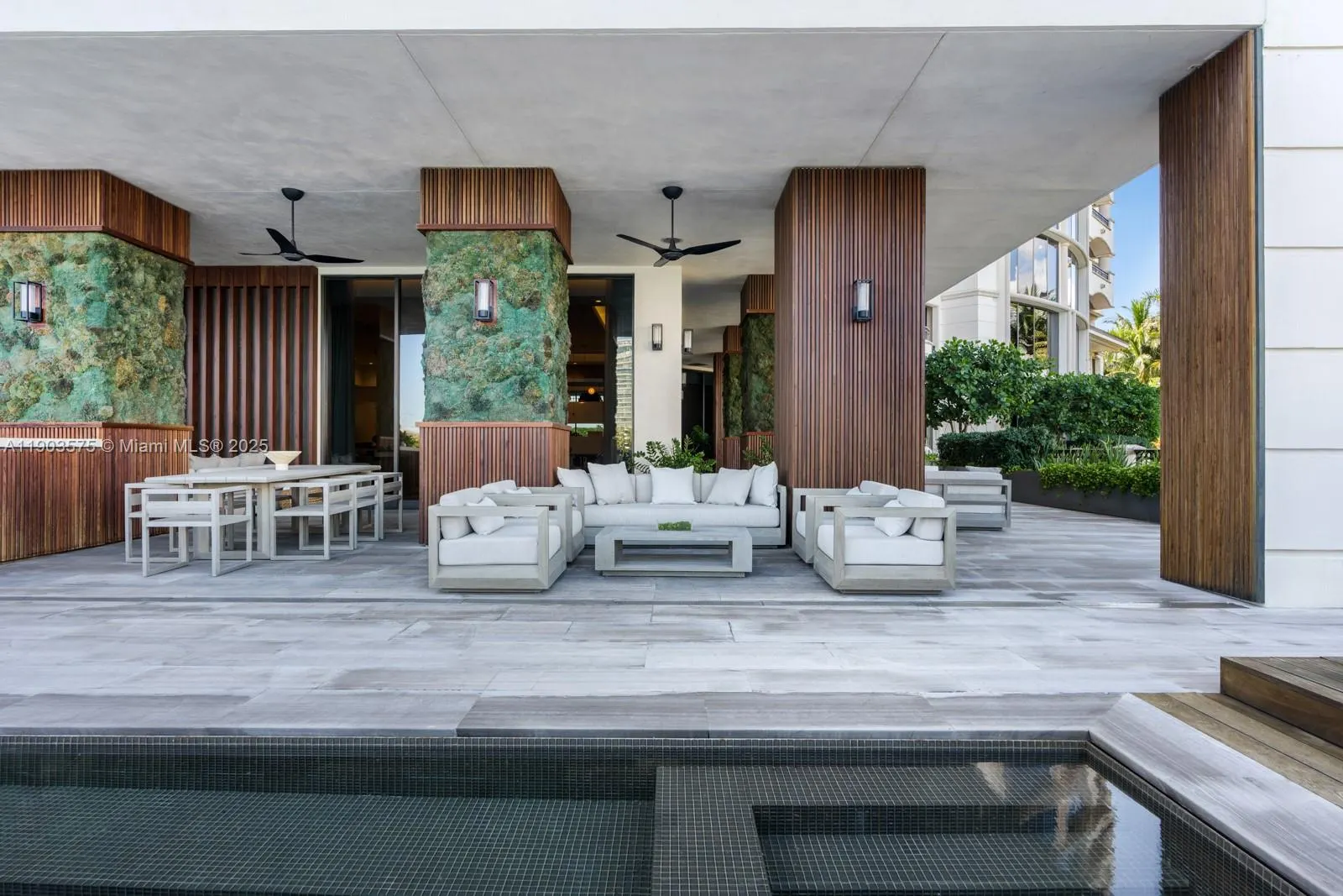 6800 Fisher Island Dr, #6811