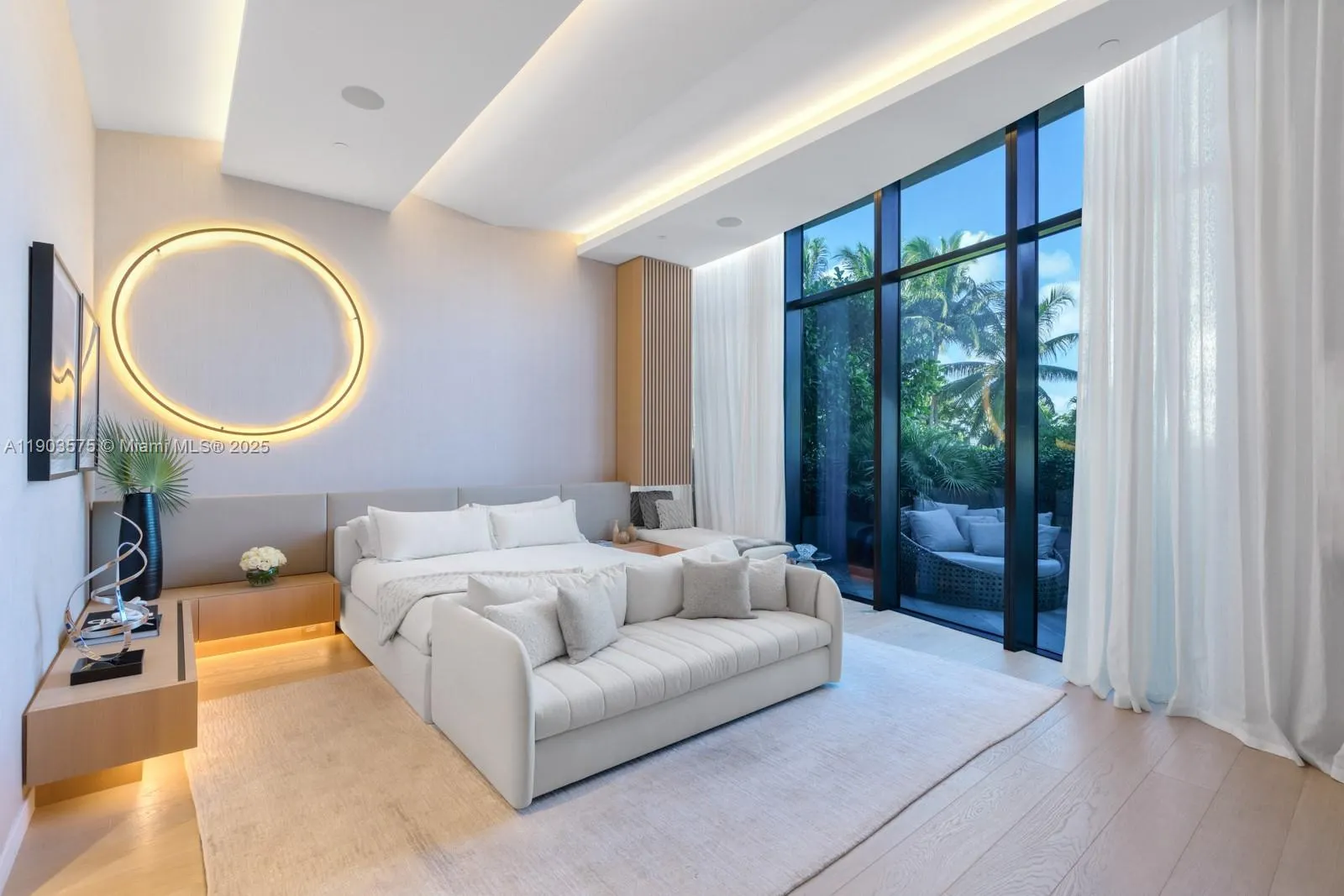 6800 Fisher Island Dr, #6811