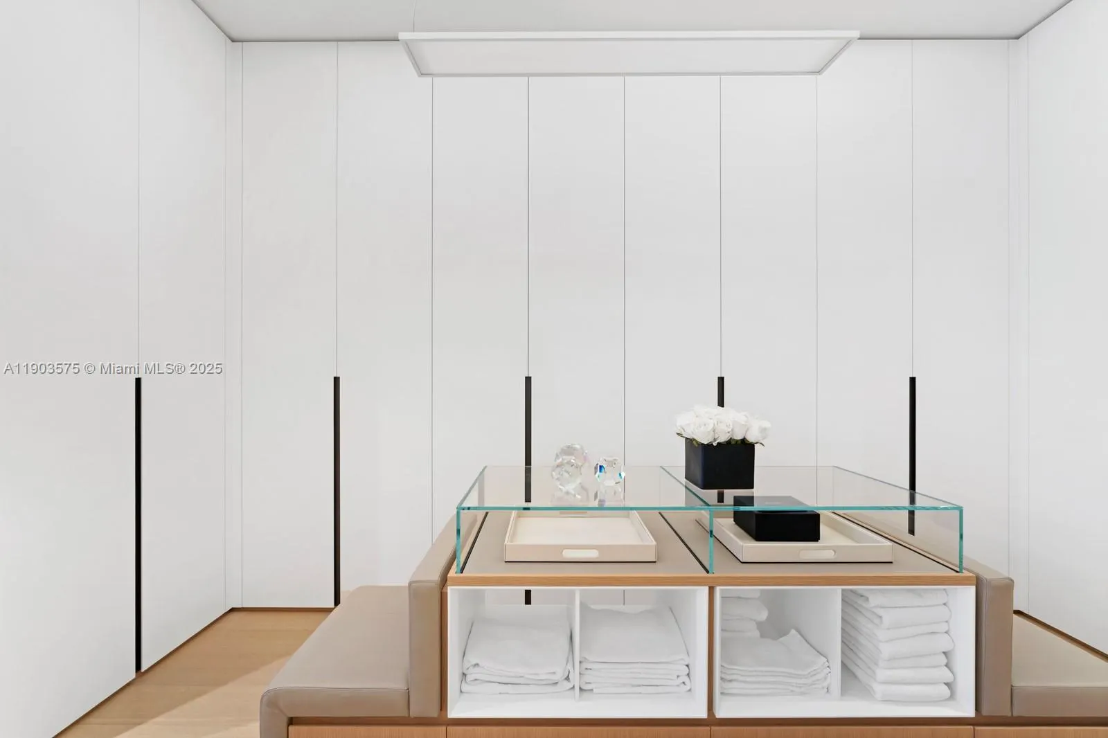 6800 Fisher Island Dr, #6811