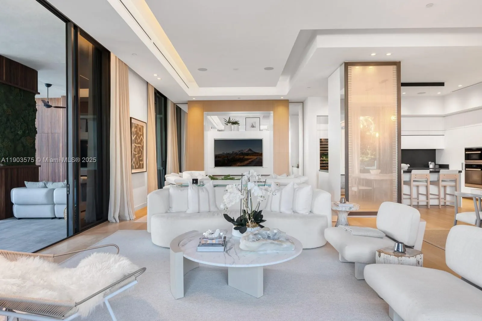 6800 Fisher Island Dr, #6811