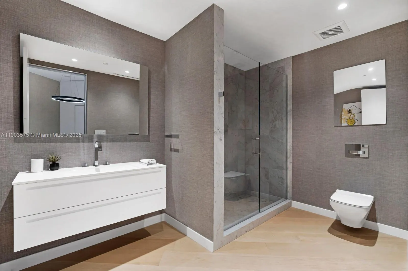 6800 Fisher Island Dr, #6811