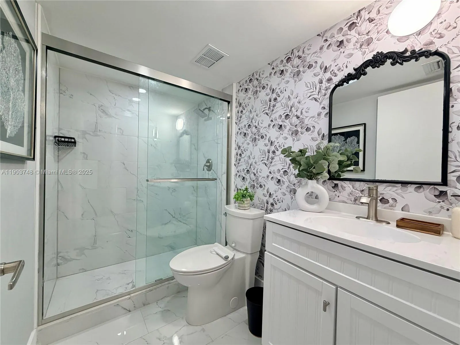 1101 NE 191st St, #H104