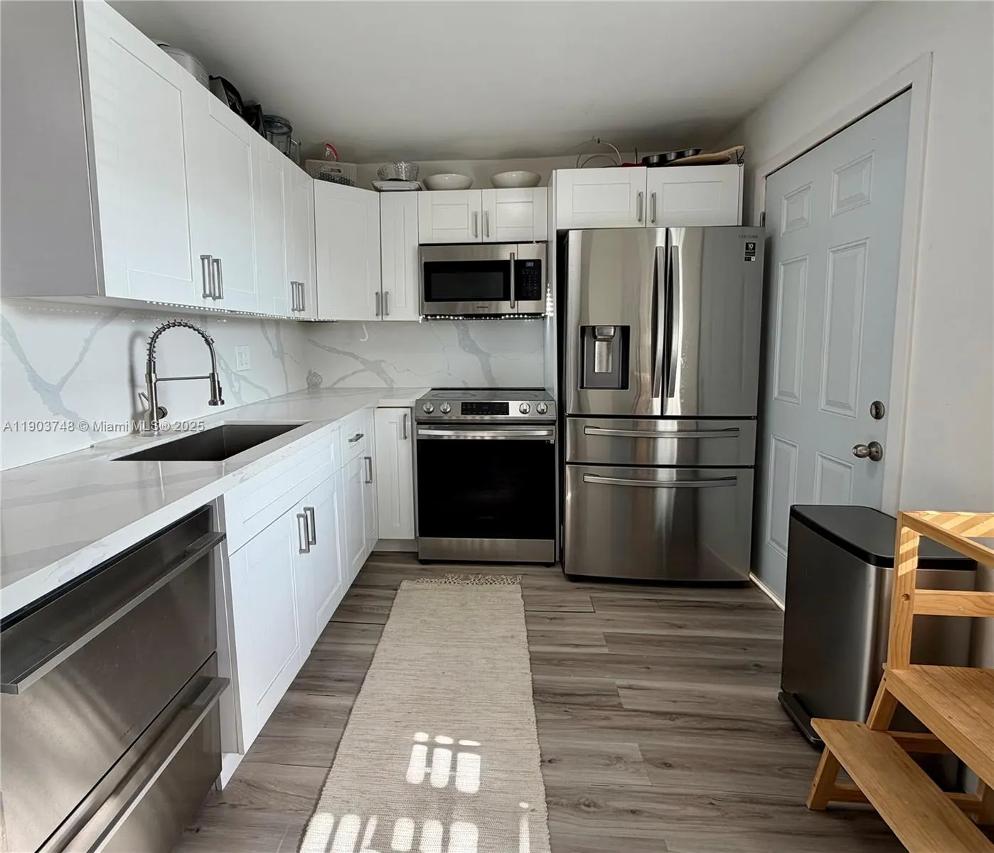 1101 NE 191st St, #H104