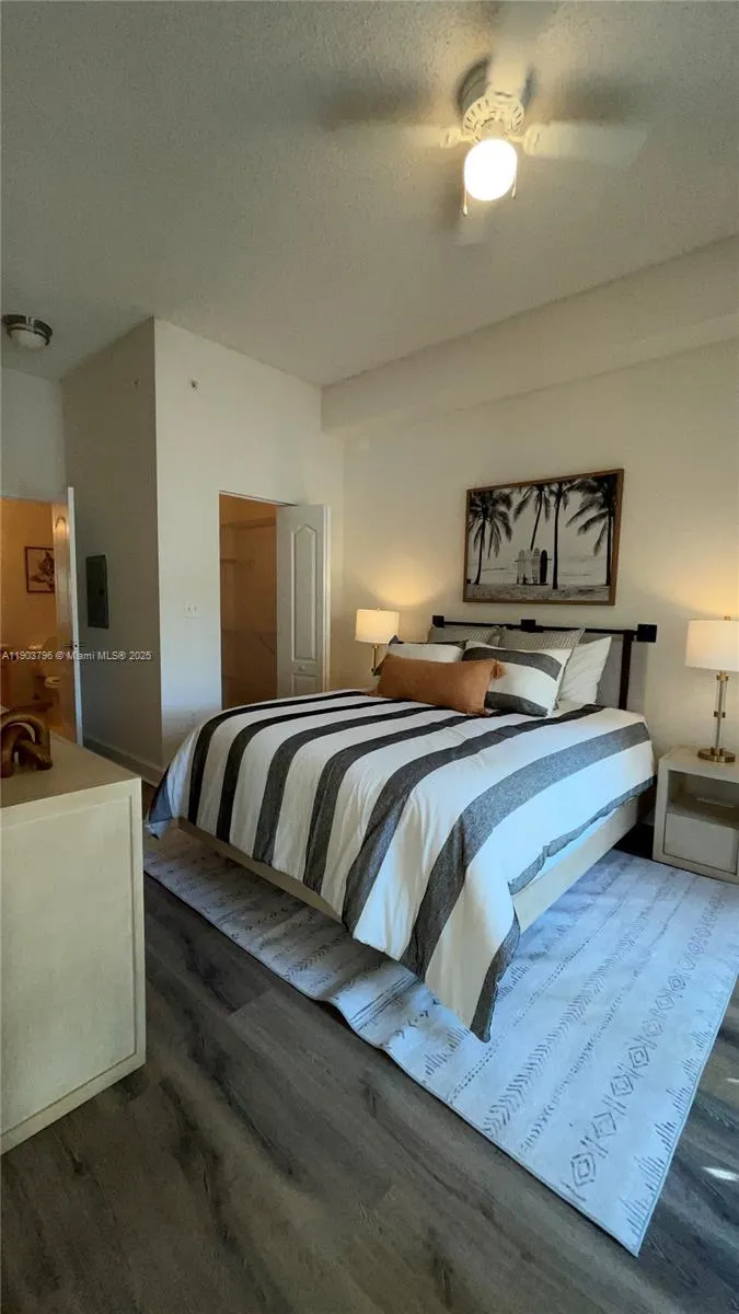 6001 SW 70th St, #113