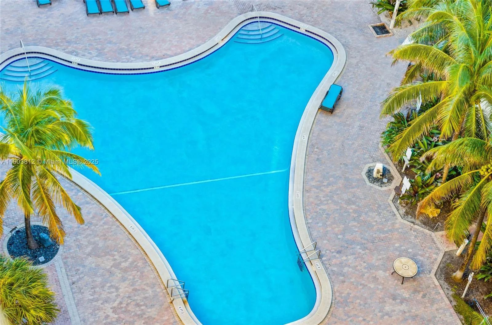 3901 S Ocean Dr, #15G