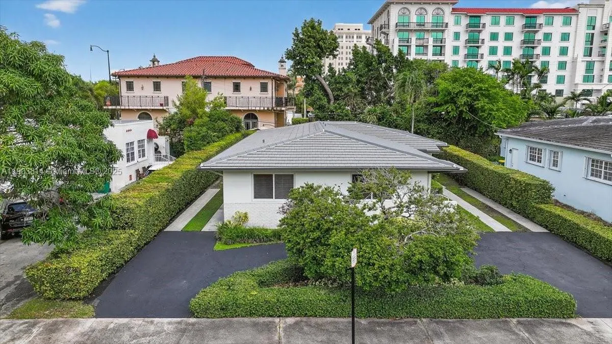 349 Santander Ave, #-