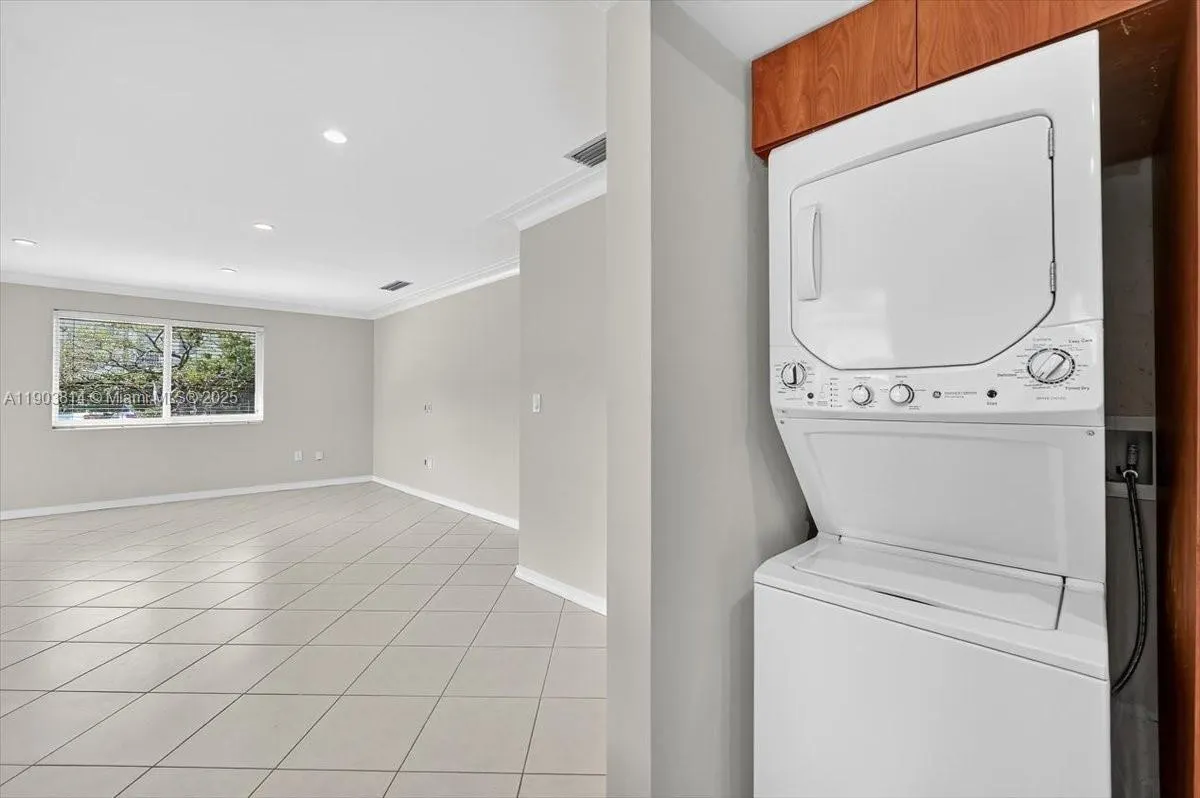 349 Santander Ave, #-