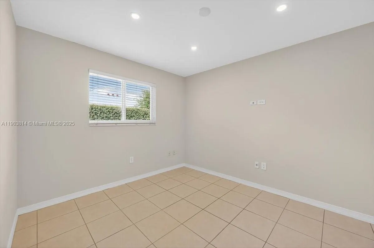 349 Santander Ave, #-