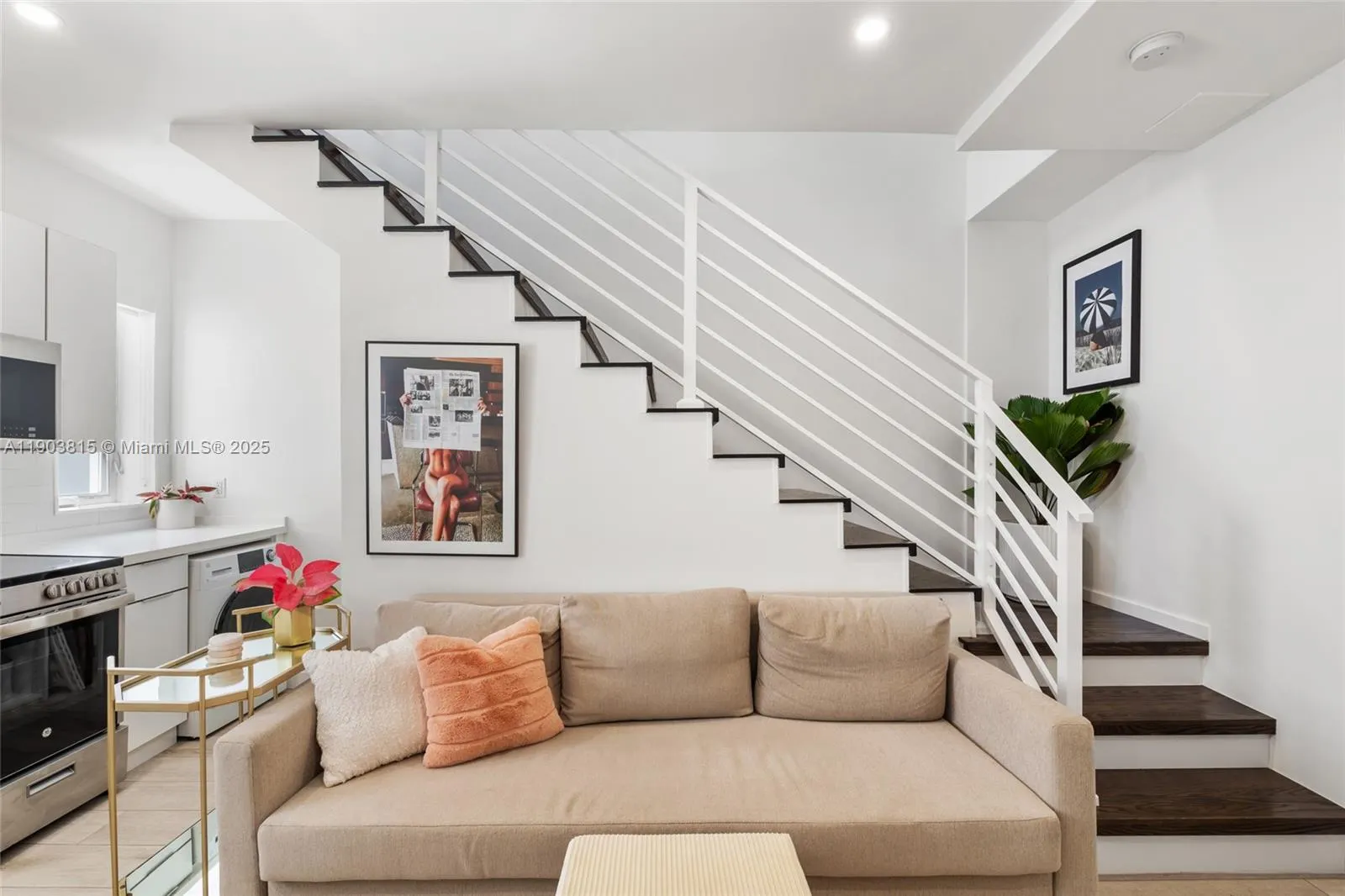 1610 Euclid Ave, #A110