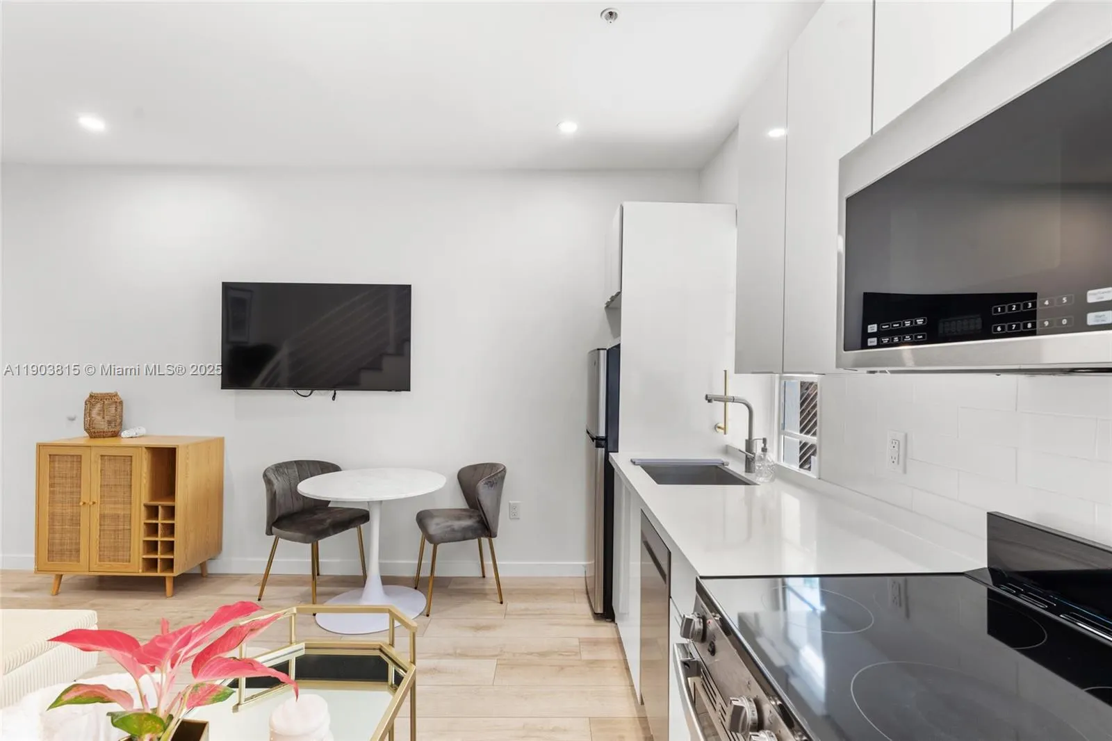 1610 Euclid Ave, #A110