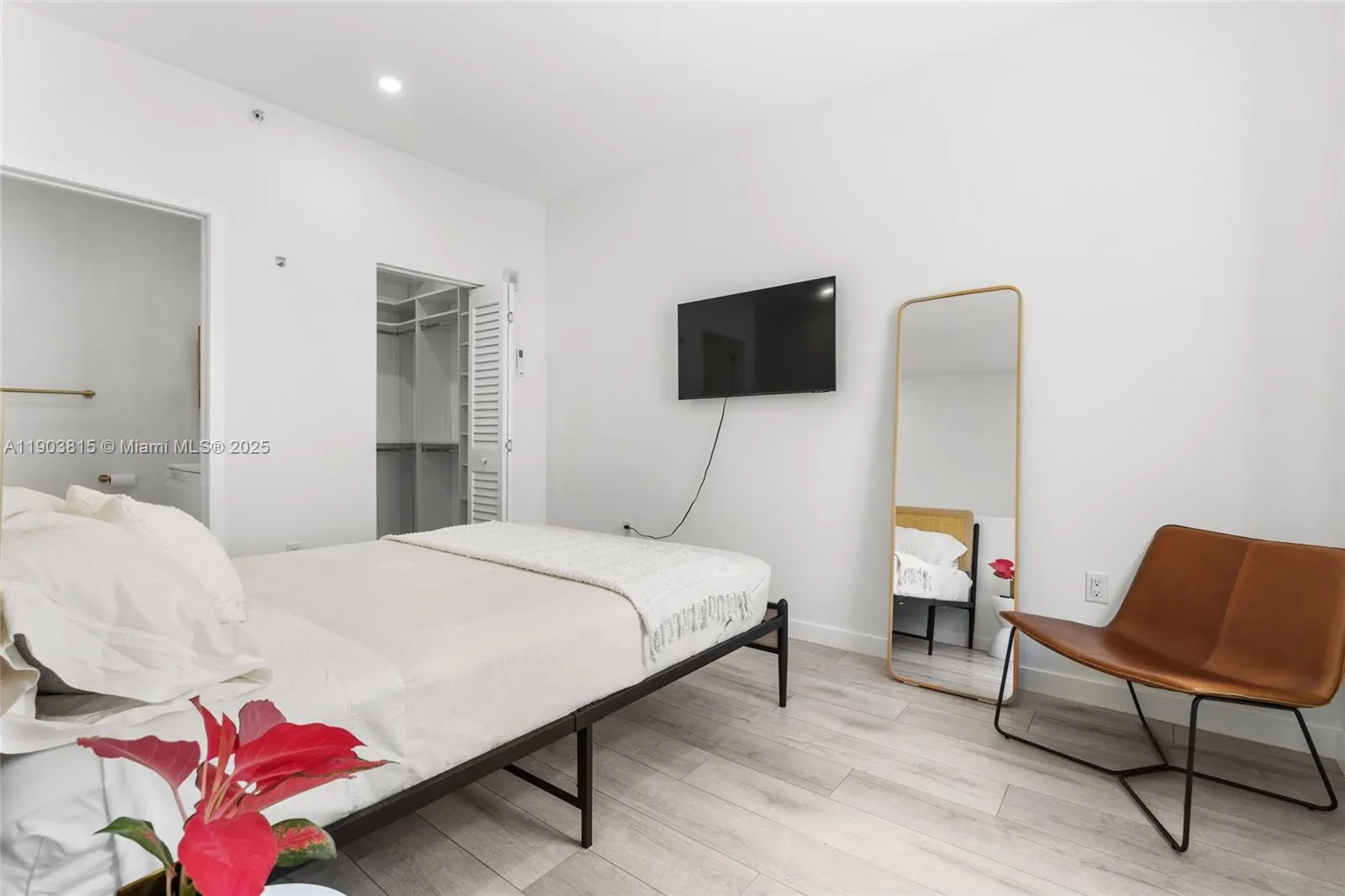 1610 Euclid Ave, #A110