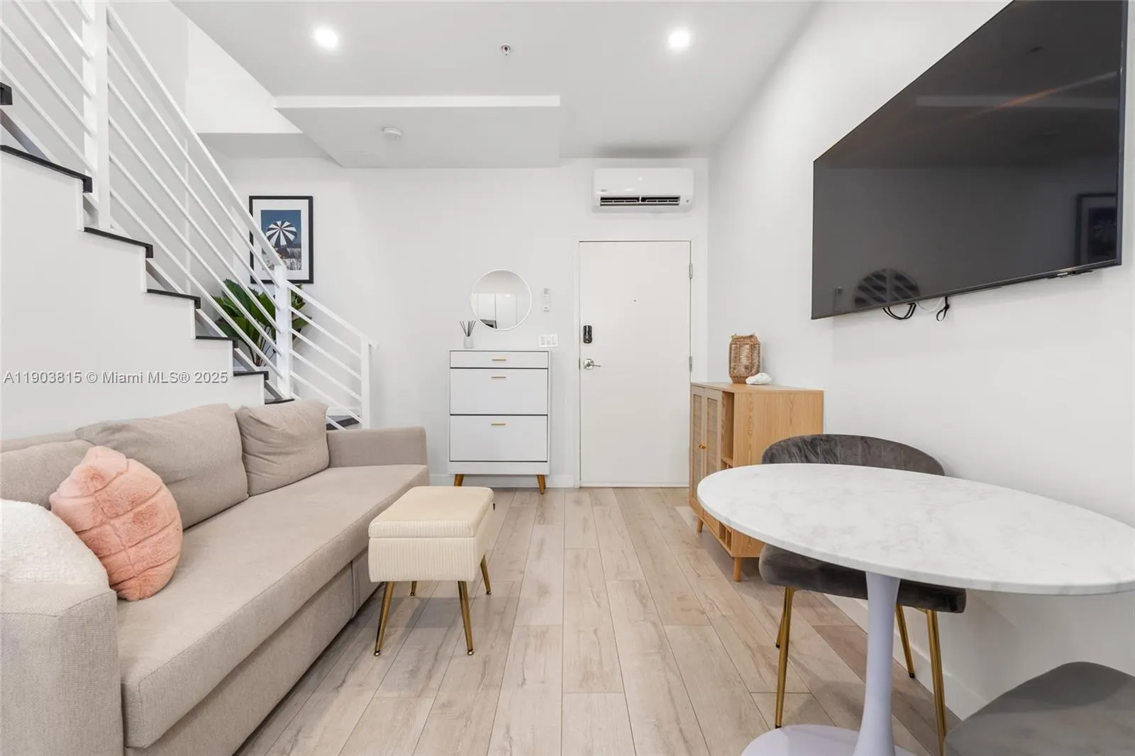 1610 Euclid Ave, #A110