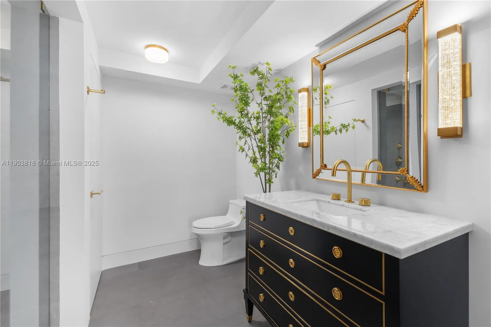 1800 Sunset Harbour Dr, #2105