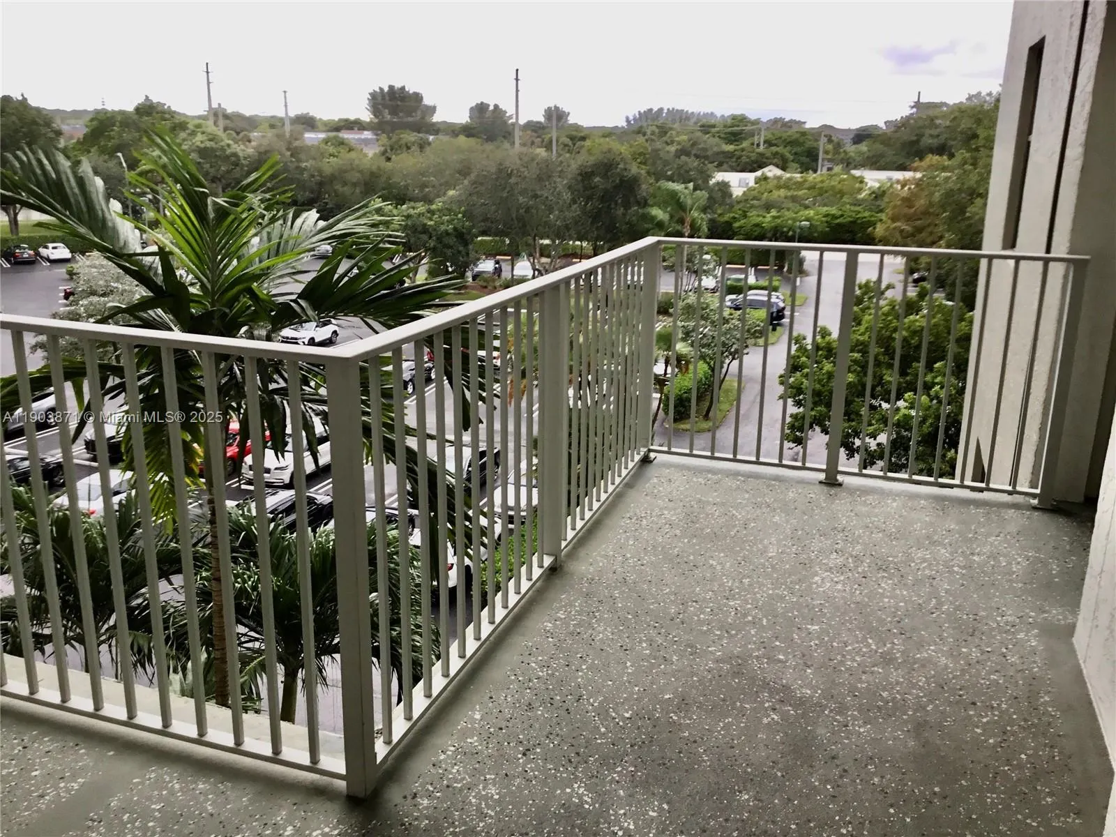 2334 S Cypress Bend Dr, #501