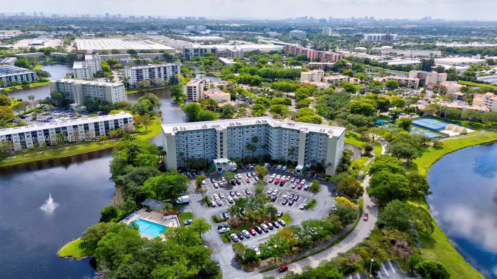 2334 S Cypress Bend Dr, #501