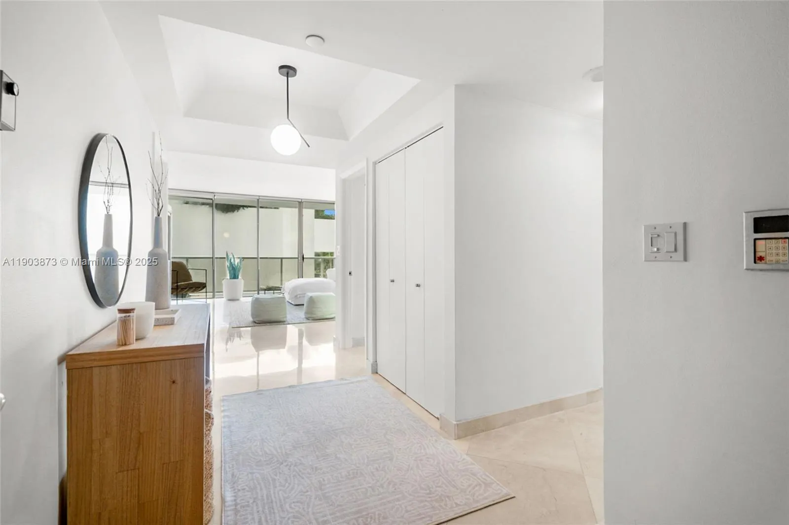 20281 E Country Club Dr, #M1