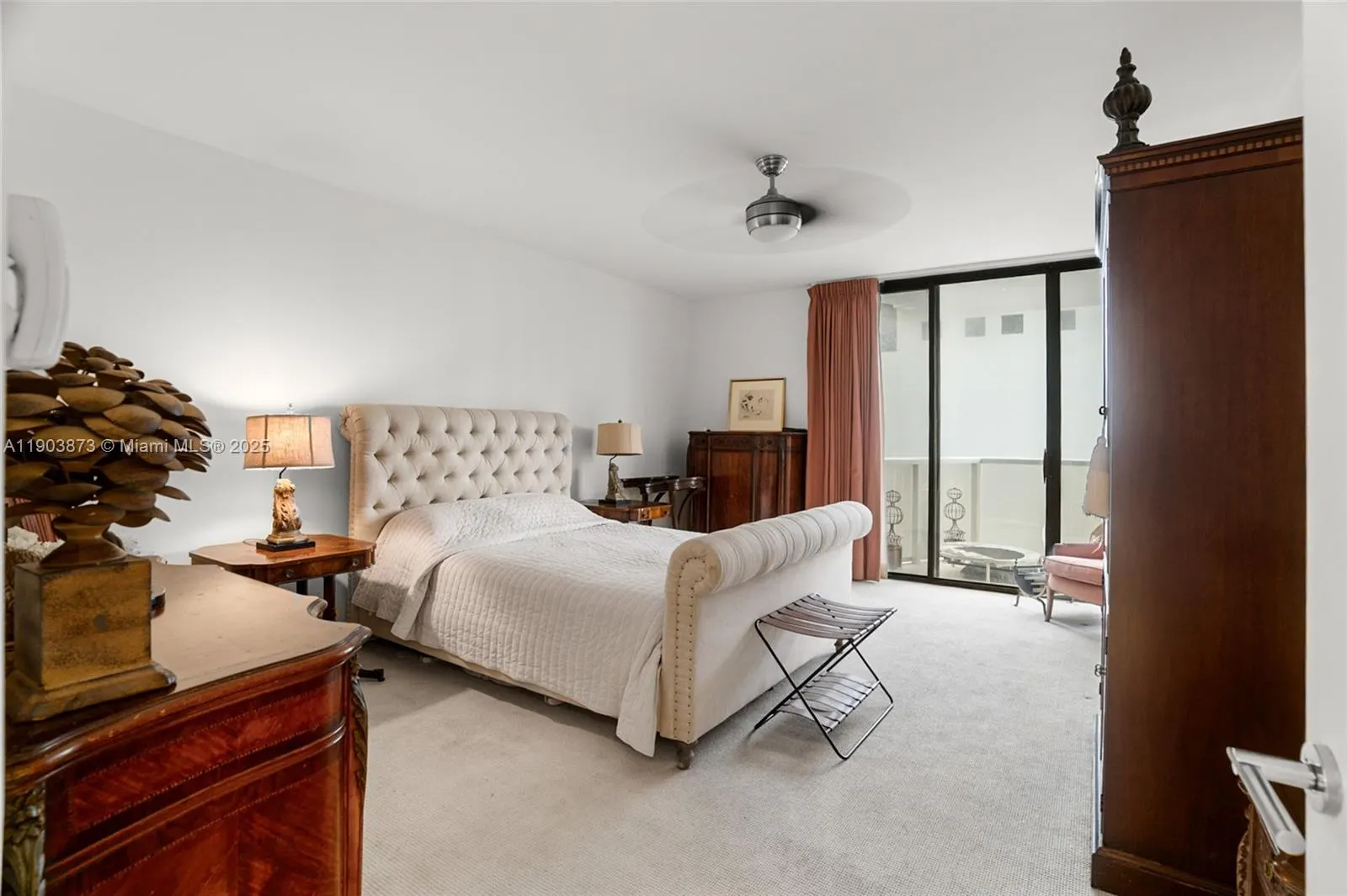 20281 E Country Club Dr, #M1