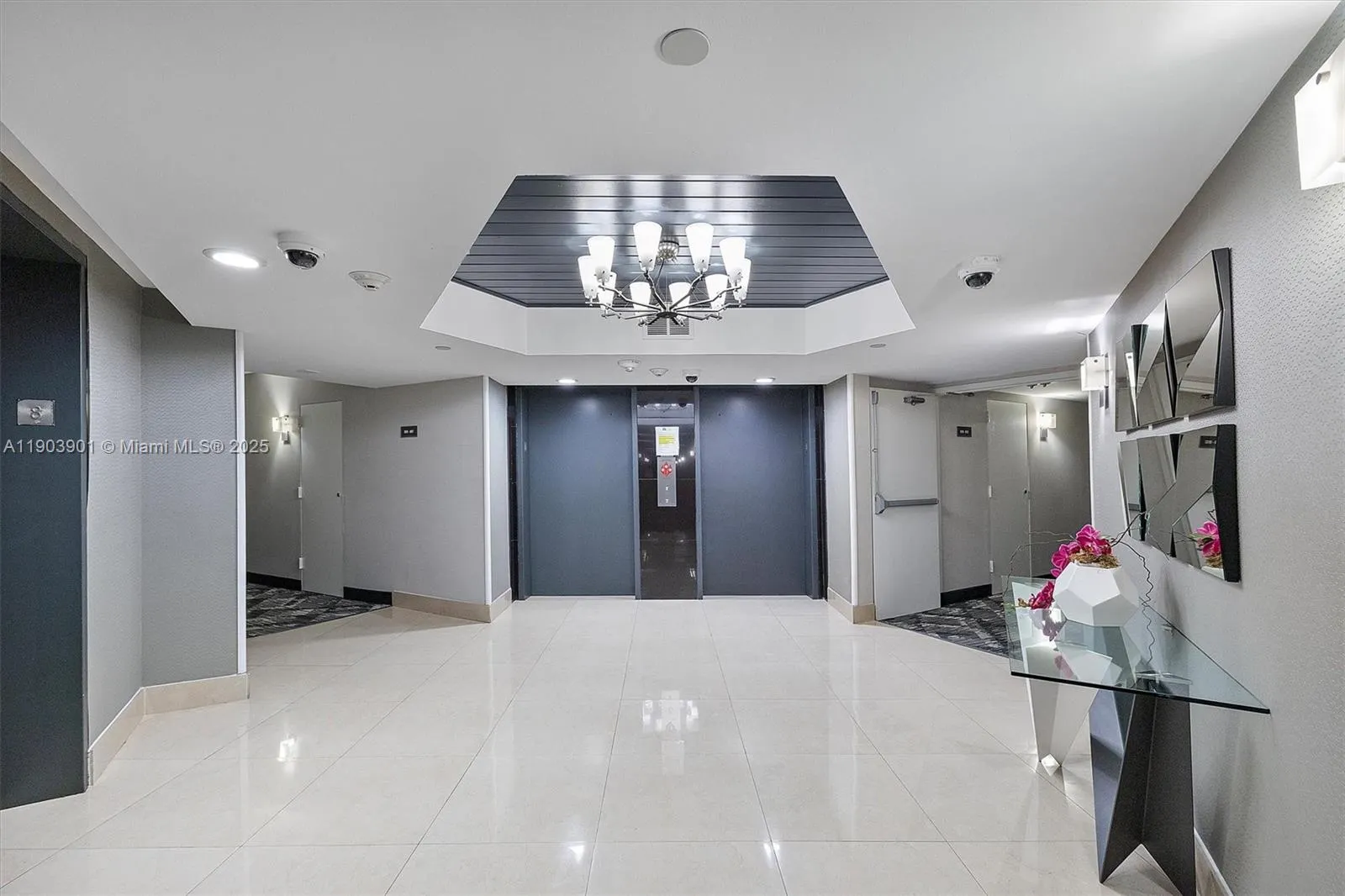 3300 NE 192nd St, #813