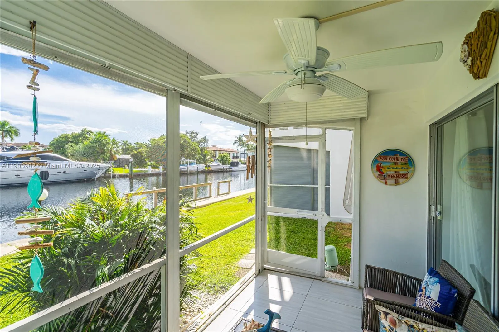 455 Paradise Isle Blvd, #106