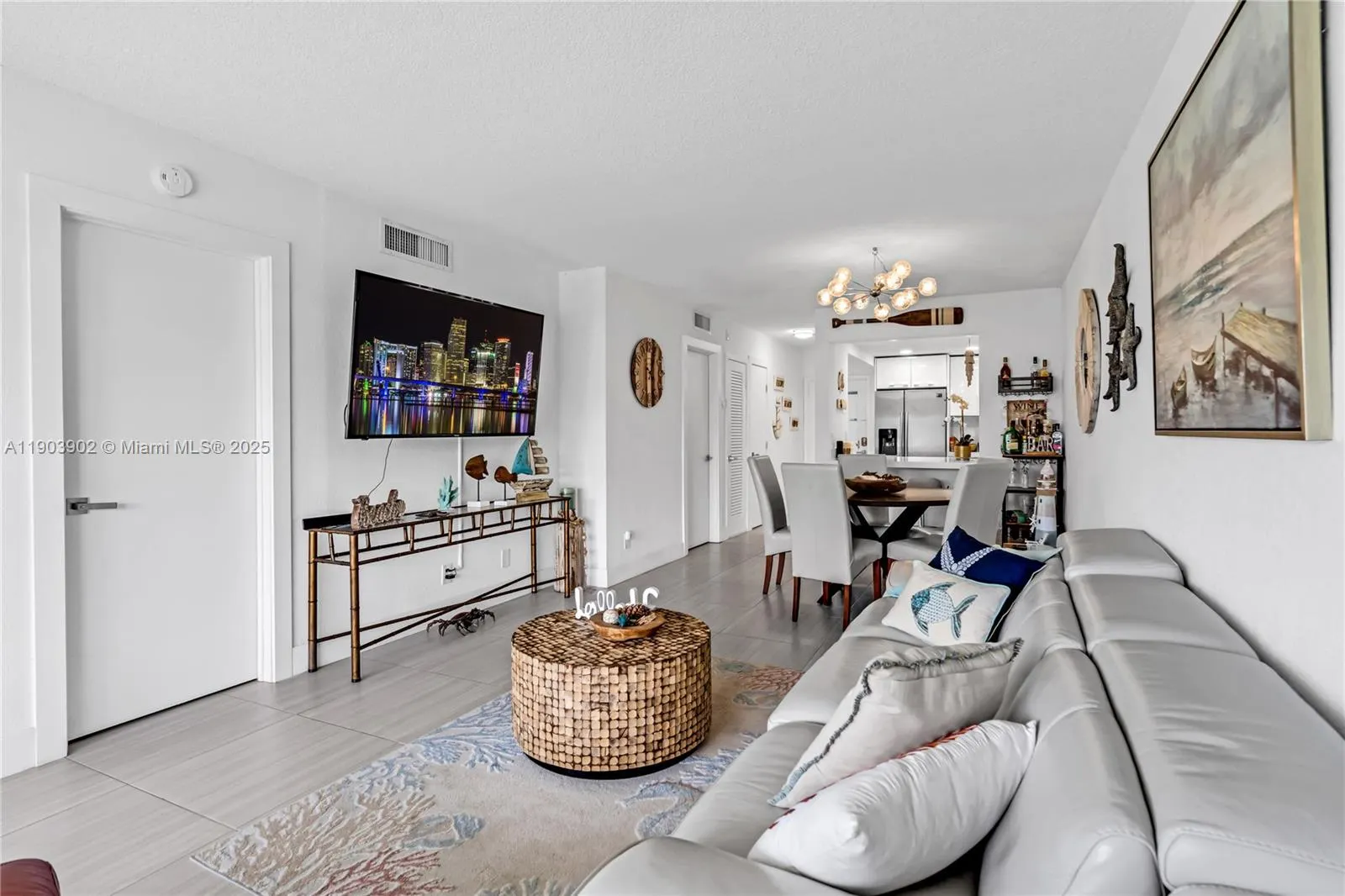 455 Paradise Isle Blvd, #106