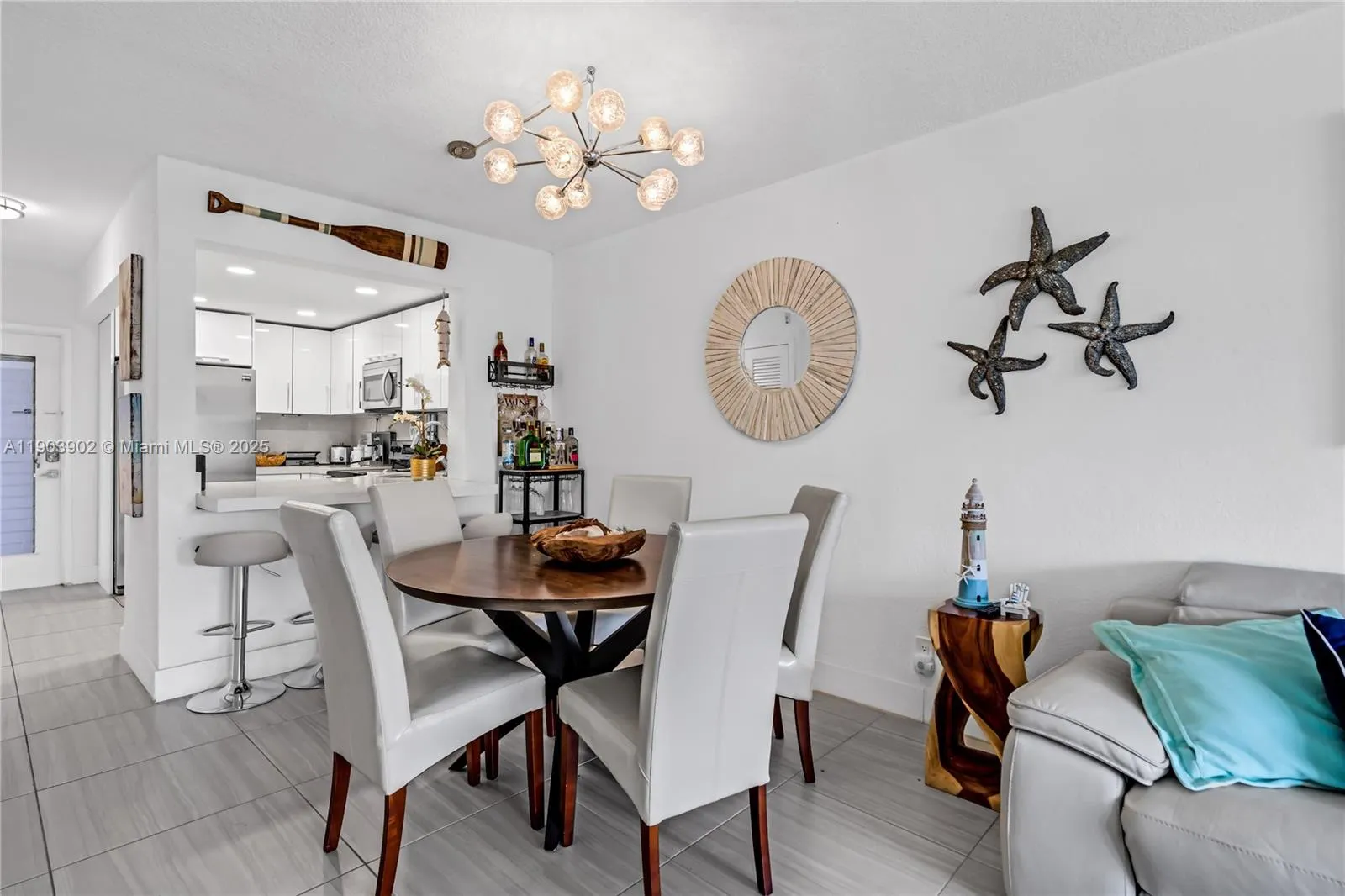 455 Paradise Isle Blvd, #106