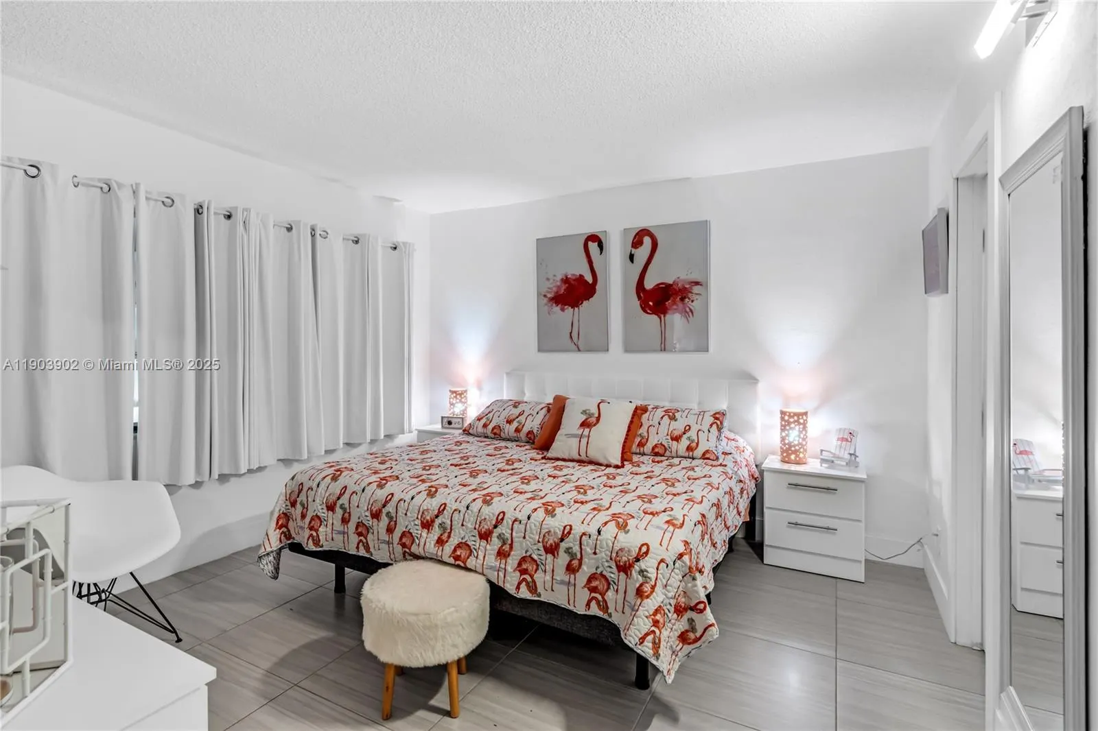 455 Paradise Isle Blvd, #106