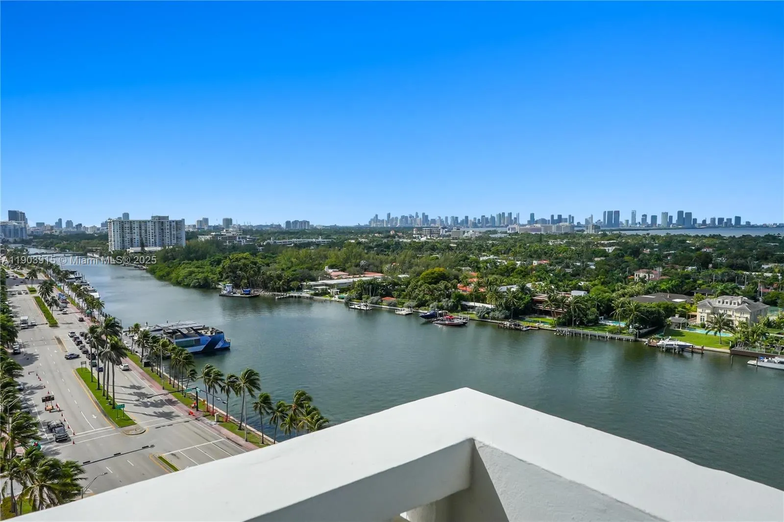 4747 Collins Ave, #1501