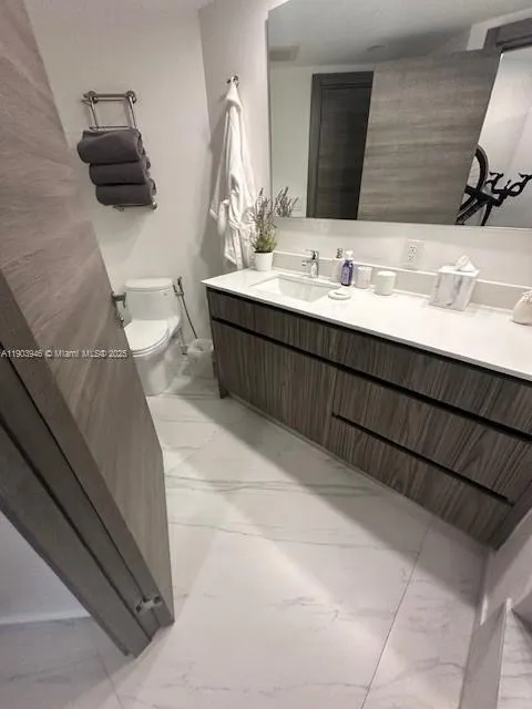 19500 Turnberry Way, #12A