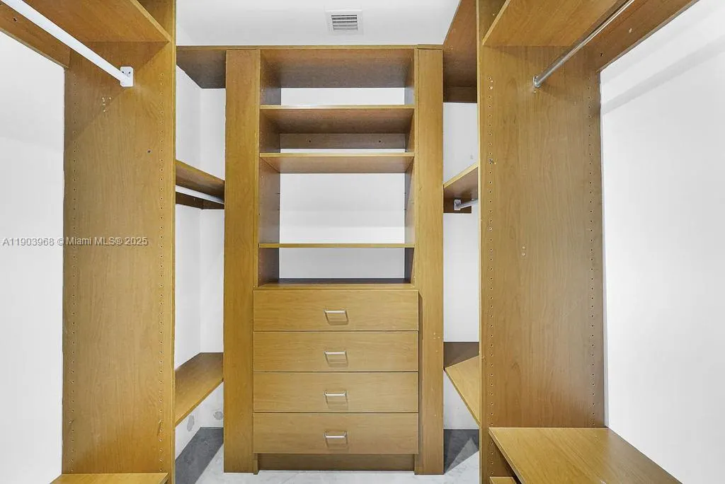 17121 Collins Ave, #1808