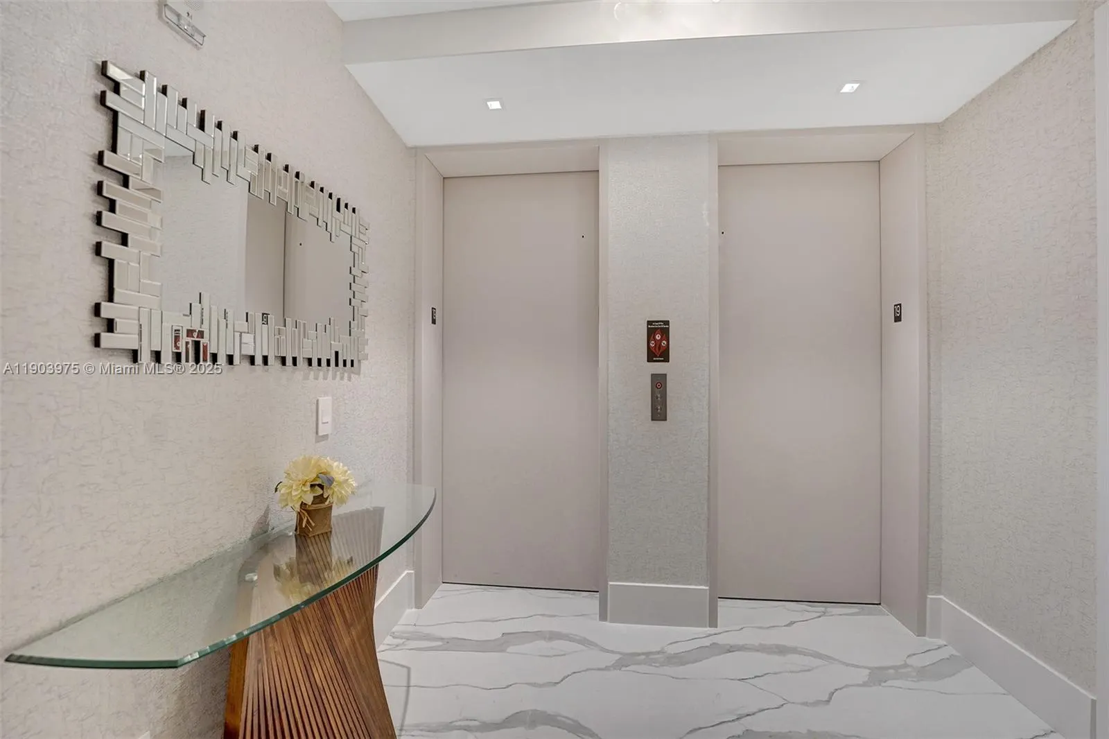 18501 Collins Ave, #1902