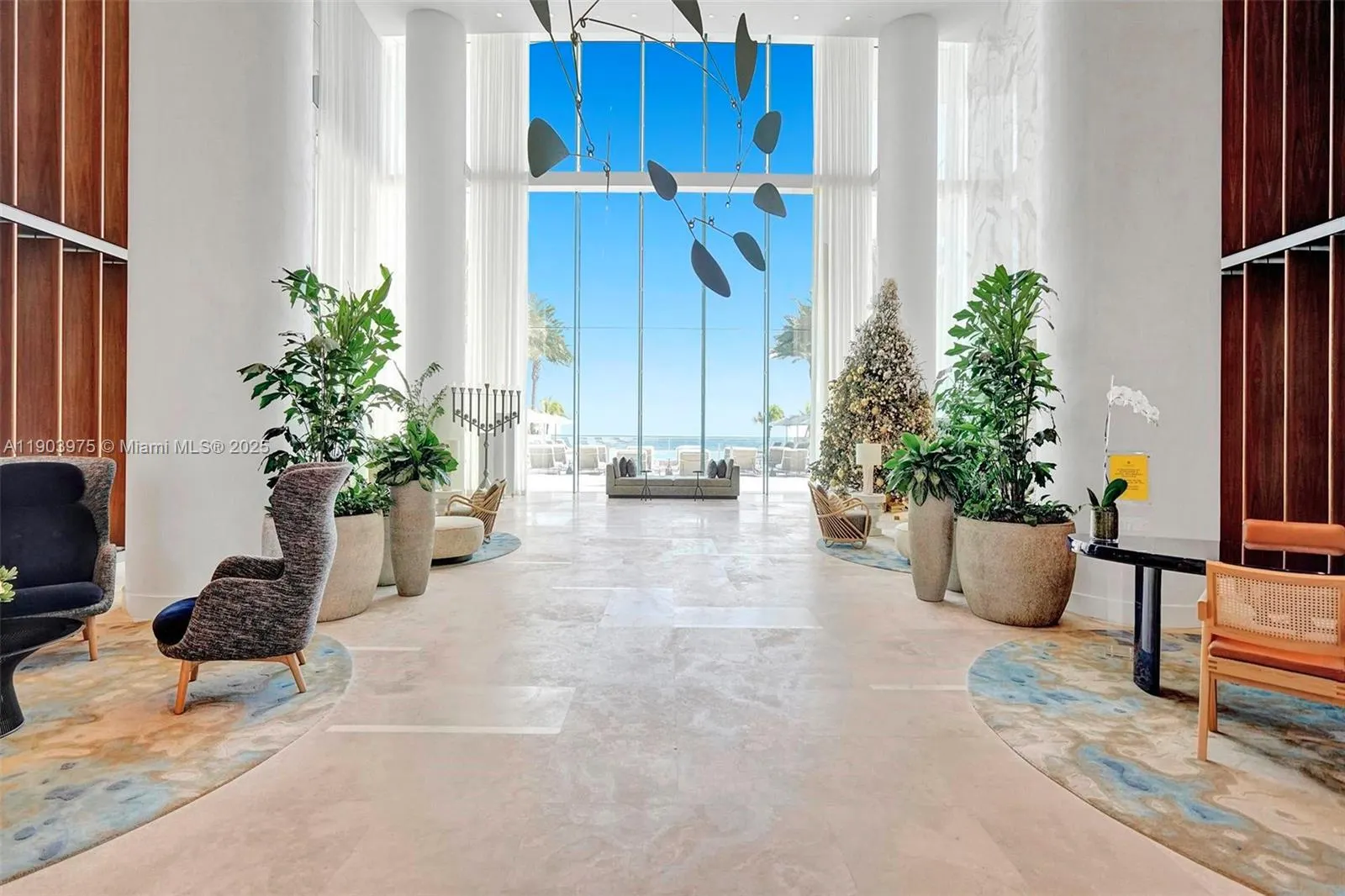 18501 Collins Ave, #1902