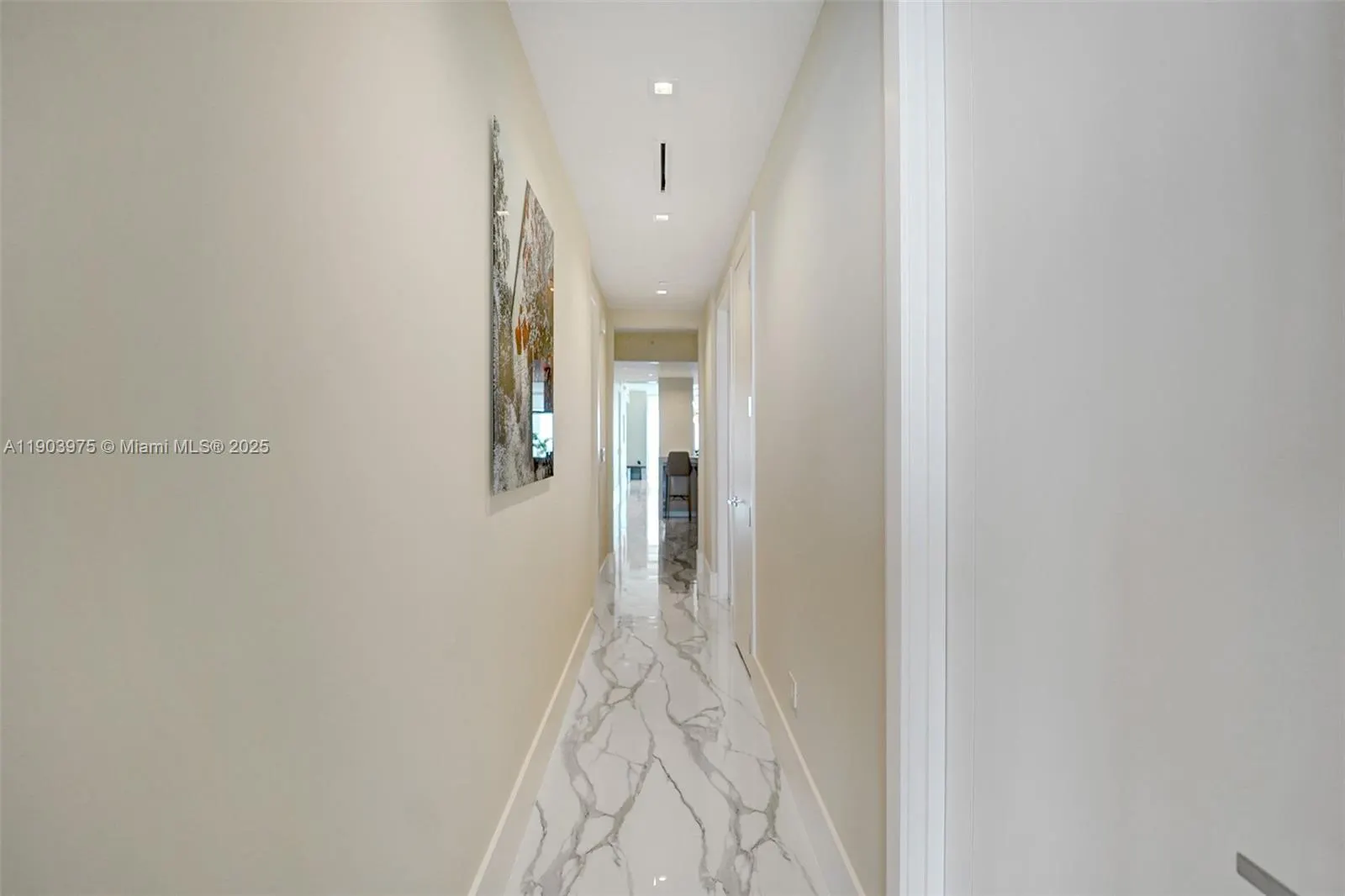 18501 Collins Ave, #1902