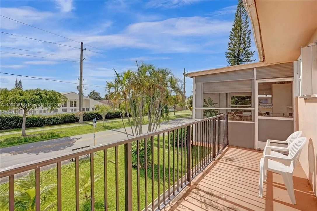 1015 SW 11th Ave, #11K