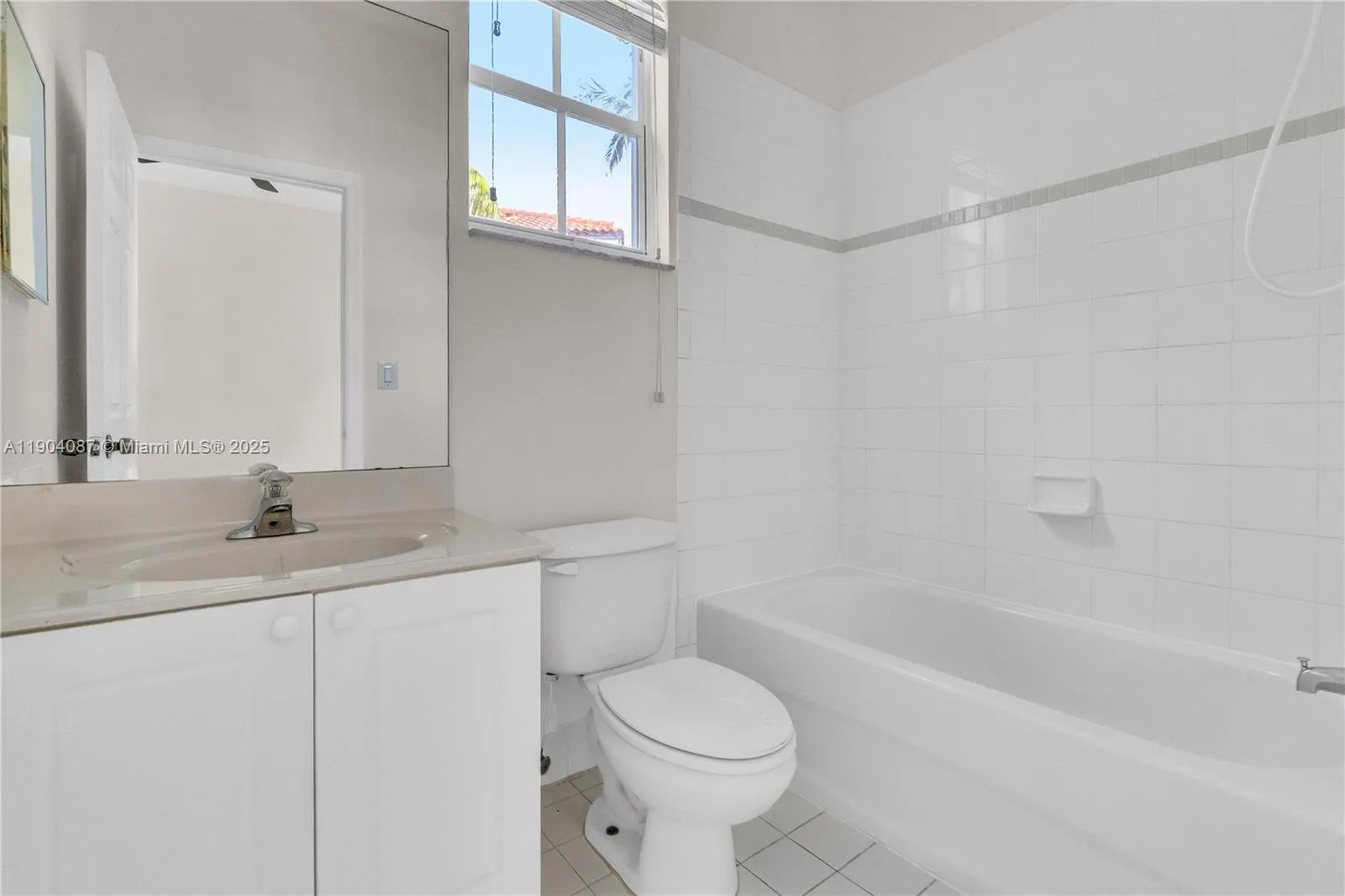 3459 Merrick Ln, #501