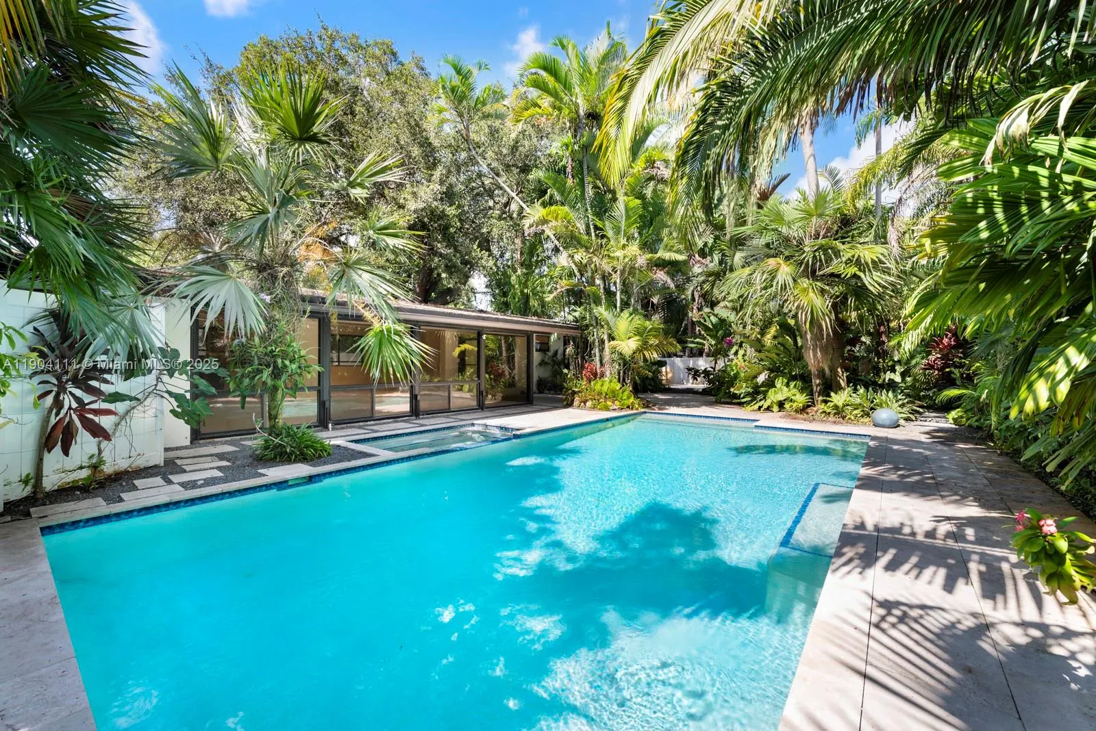 1107 NE 118th St, #1107