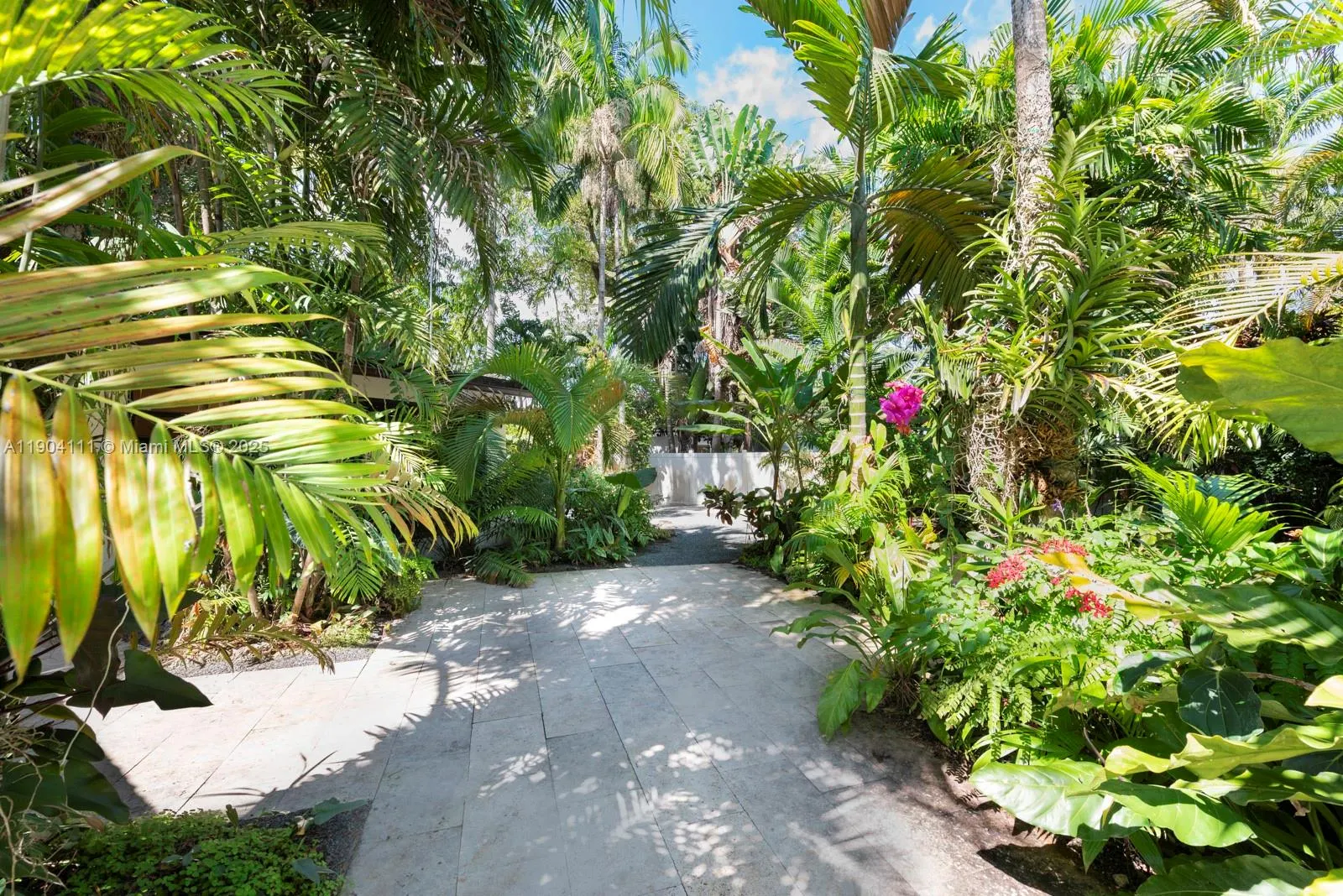 1107 NE 118th St, #1107