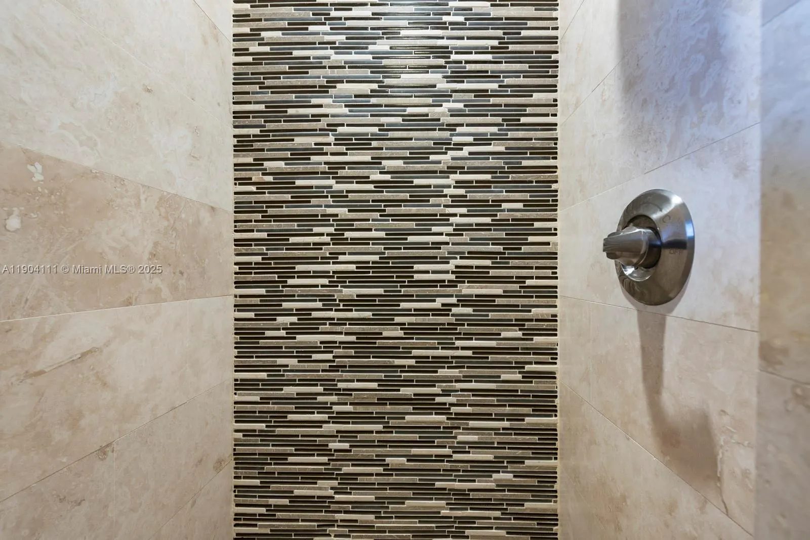 1107 NE 118th St, #1107