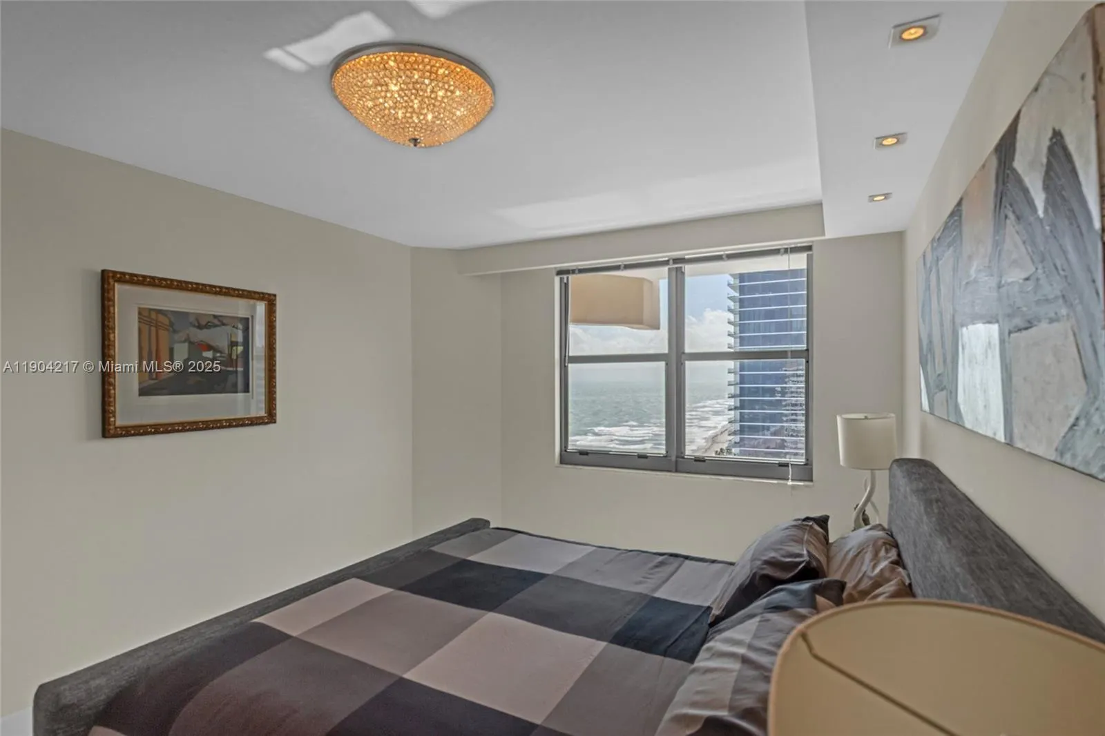 1950 S Ocean Dr, #22N