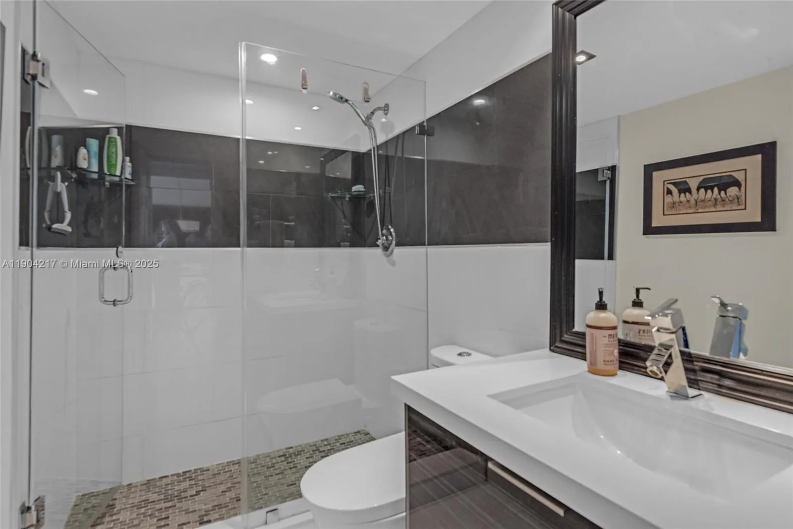 1950 S Ocean Dr, #22N