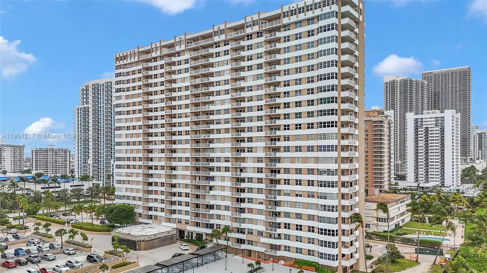 1950 S Ocean Dr, #22N