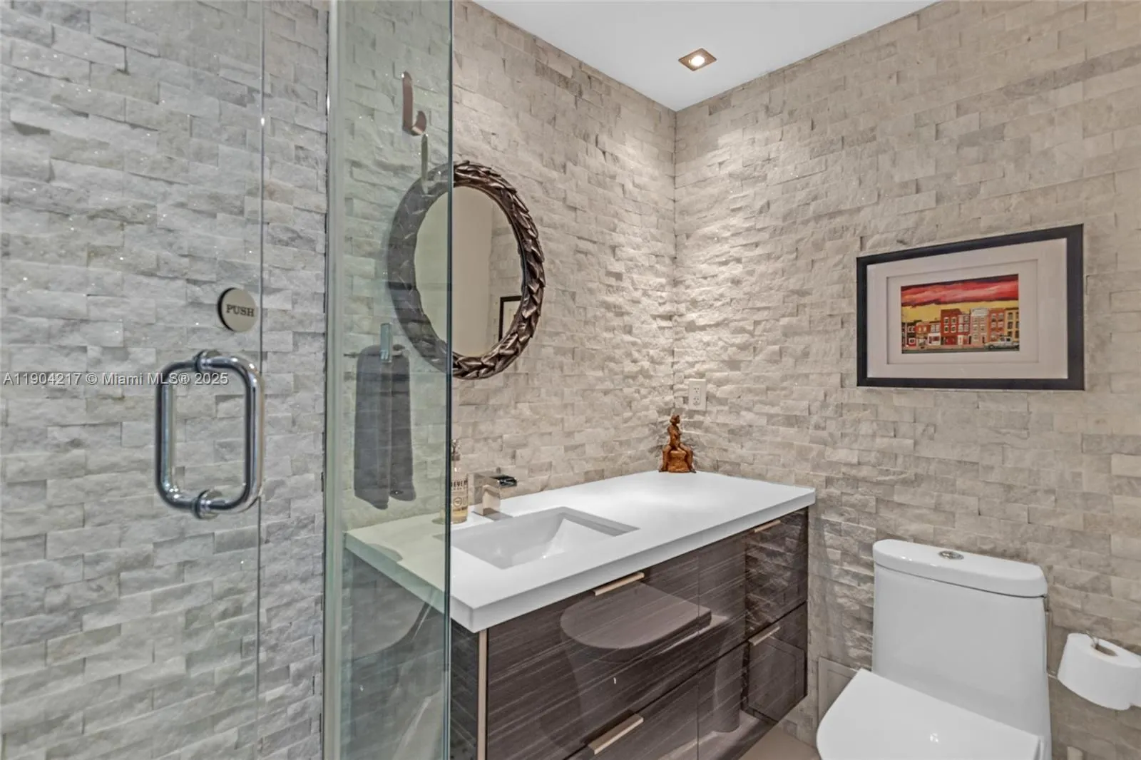 1950 S Ocean Dr, #22N