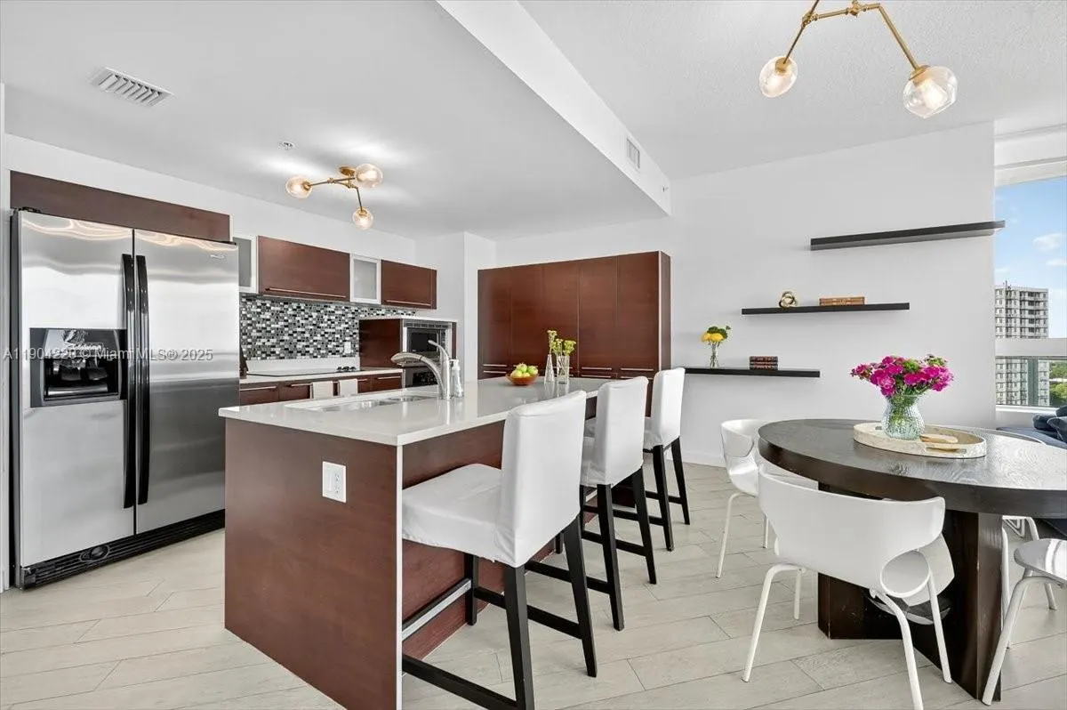 1900 N Bayshore Dr, #1518