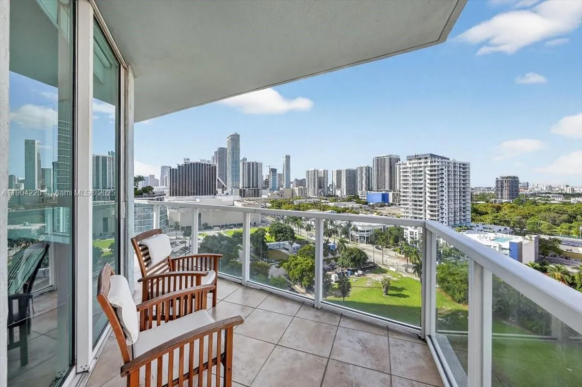 1900 N Bayshore Dr, #1518