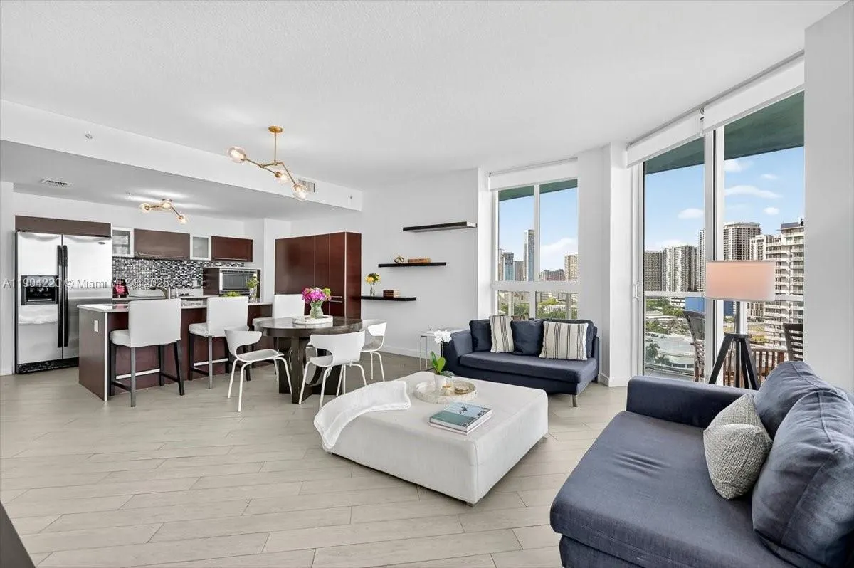 1900 N Bayshore Dr, #1518