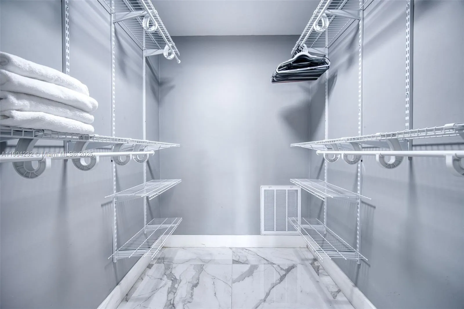 1030 SW 14th Ter, #0