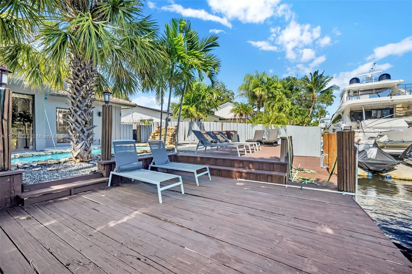 1030 SW 14th Ter, #0