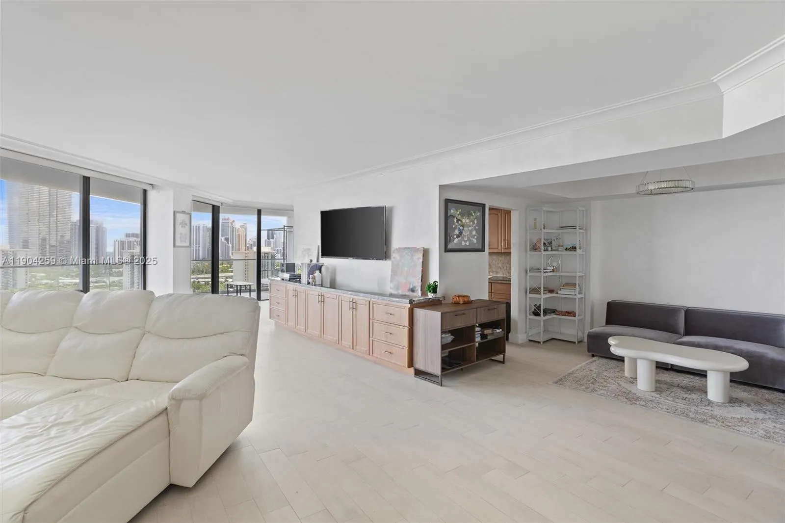 19707 Turnberry Way, #19H