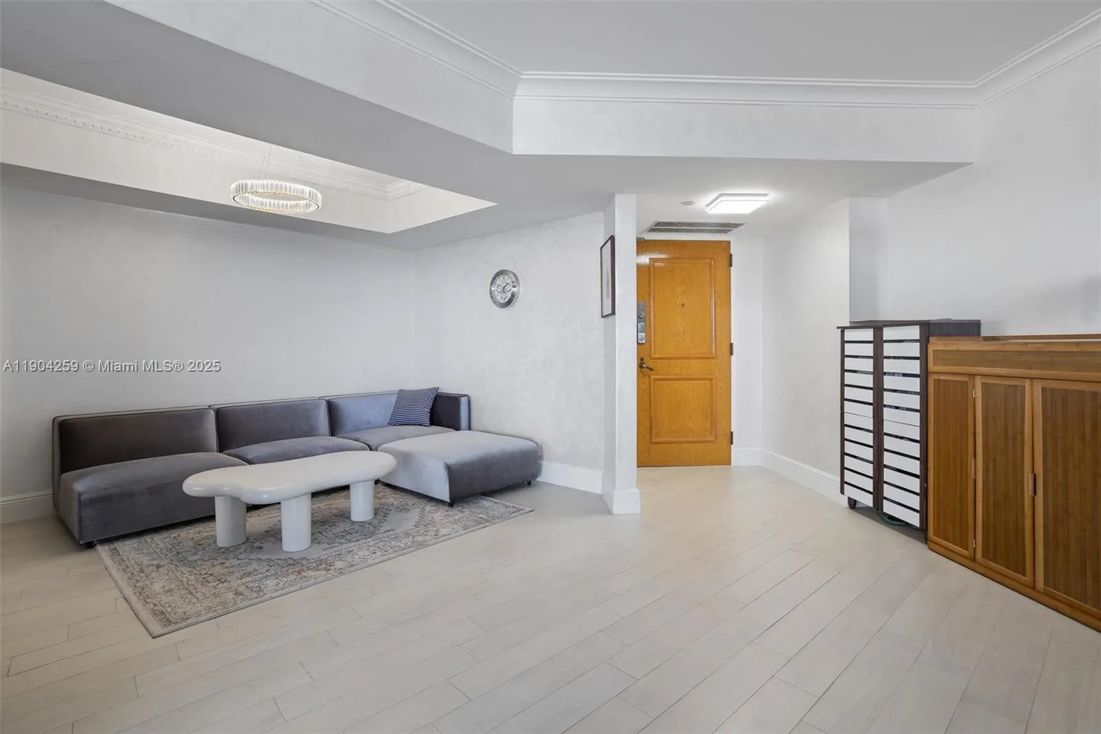 19707 Turnberry Way, #19H