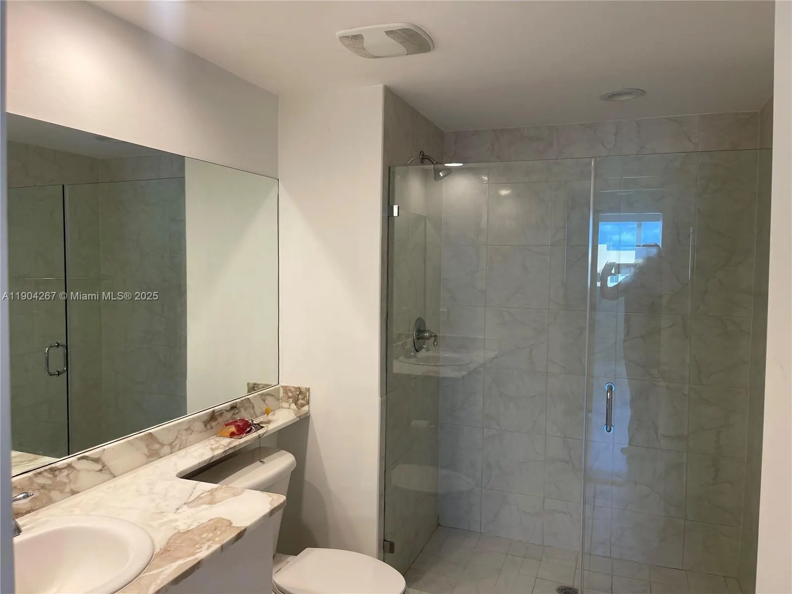 18800 NE 29th Ave, #825